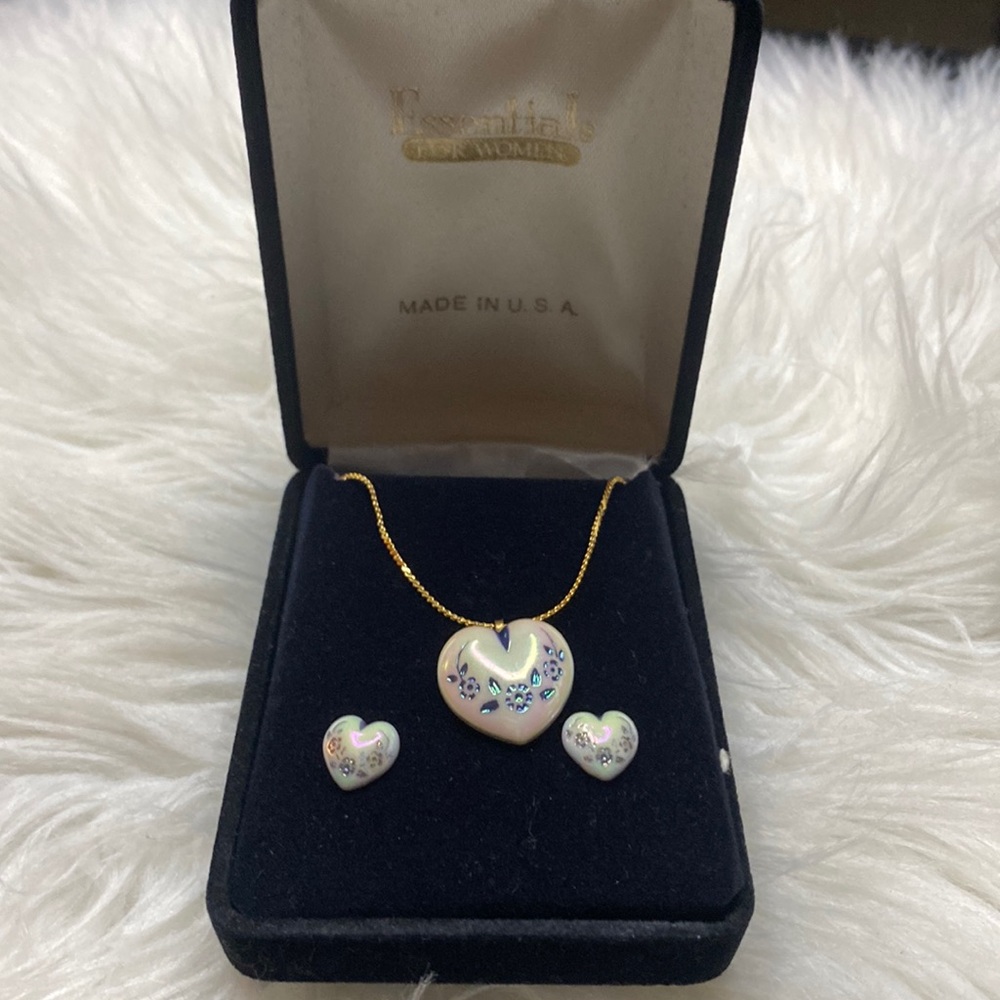 Essential Jewelry Set